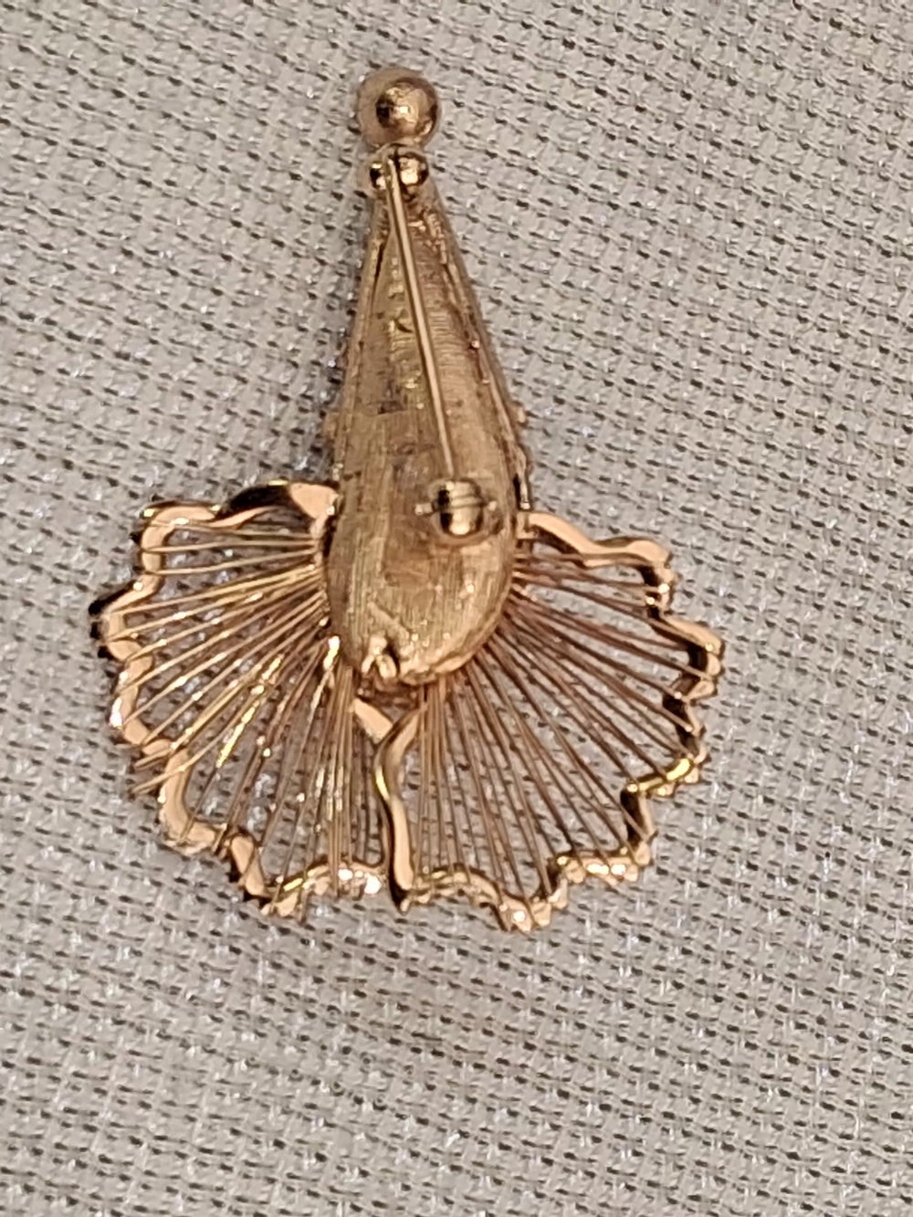 Brooch - Picture 4 of 8